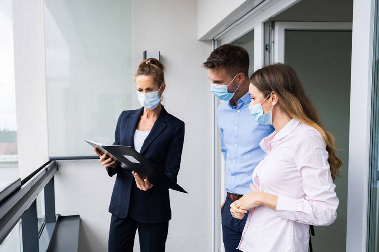 Graffetta In Plastica Per Fissaggio Modanature E Fascioni Laterali Sulle Fiancate Su Renault E Iveco - Foto 8